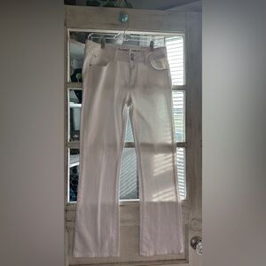 NWT Wallflower | Slim BootCut White Jean